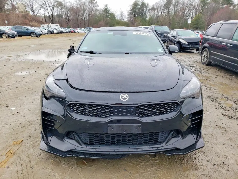 2022 KIA STINGER GT2  