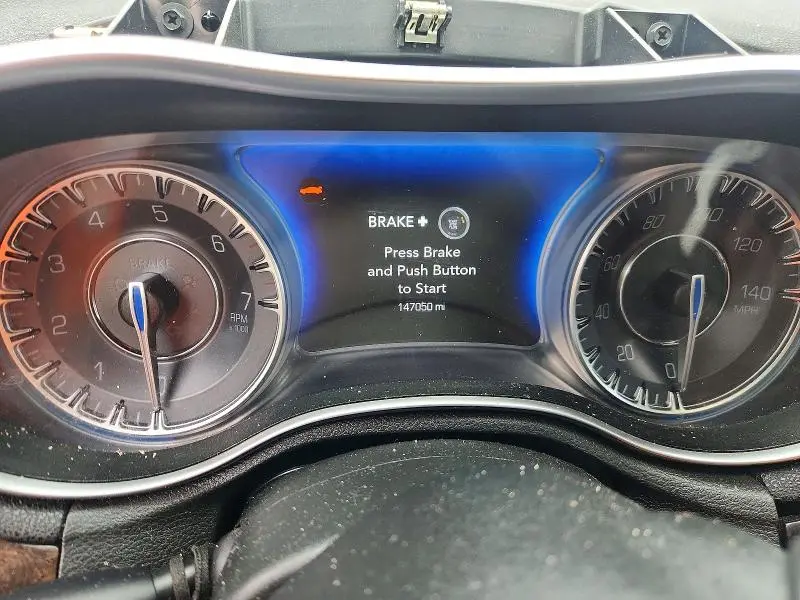 2019 CHRYSLER 300 LIMITED  