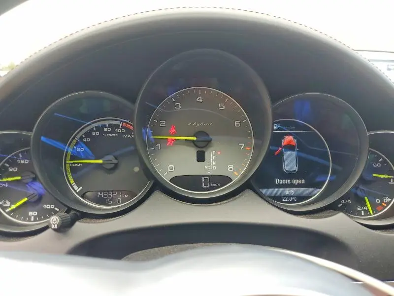 2017 PORSCHE CAYENNE SE HYBRID PLATINUM  