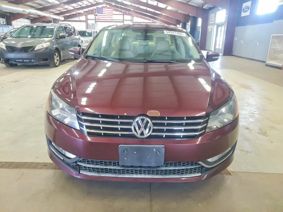 2013 VOLKSWAGEN PASSAT SEL  