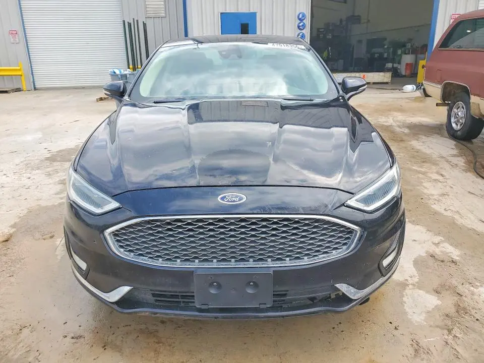 2019 FORD FUSION TITANIUM  