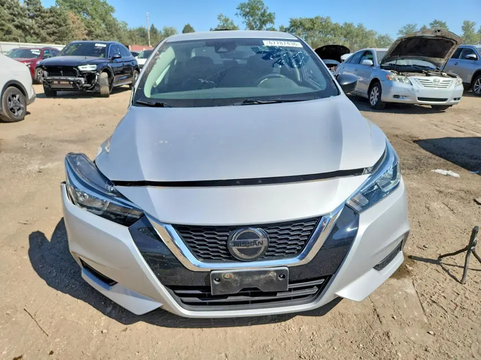 2020 NISSAN VERSA S  