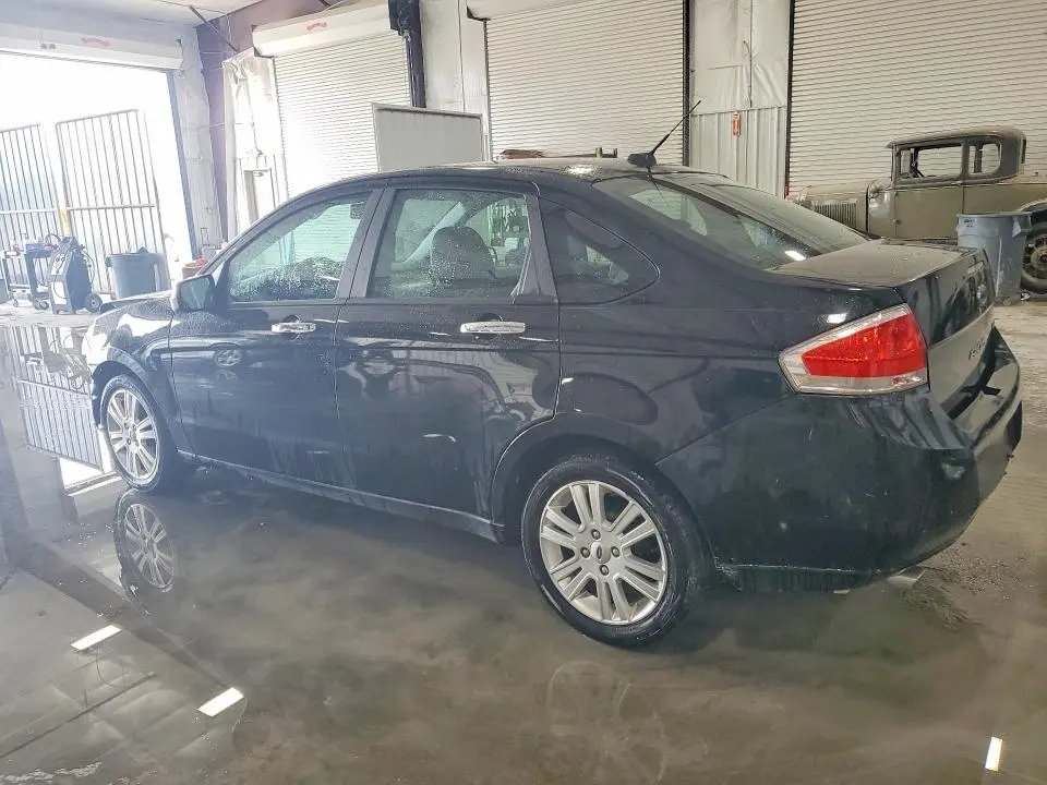 2010 FORD FOCUS SEL  