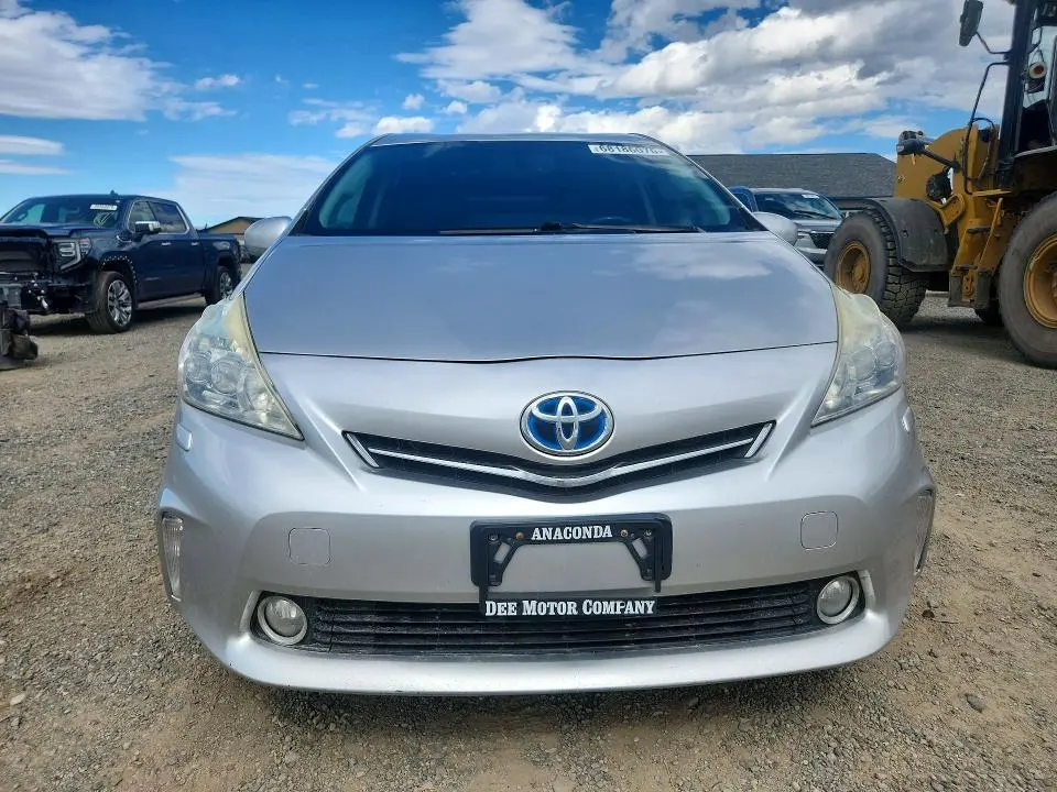 2012 TOYOTA PRIUS V FIVE  