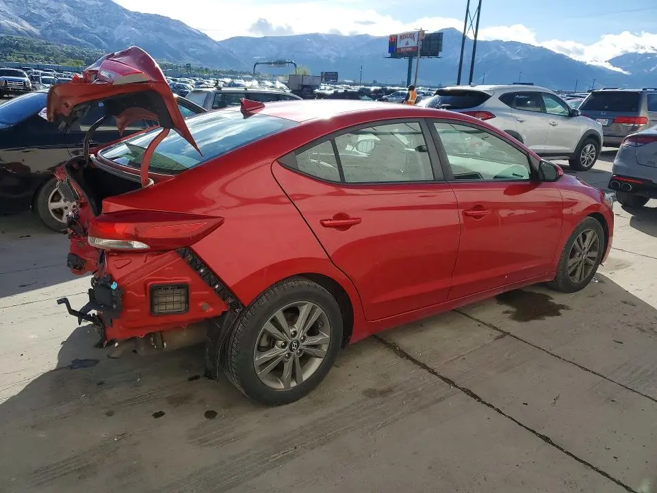 2018 HYUNDAI ELANTRA SEL  