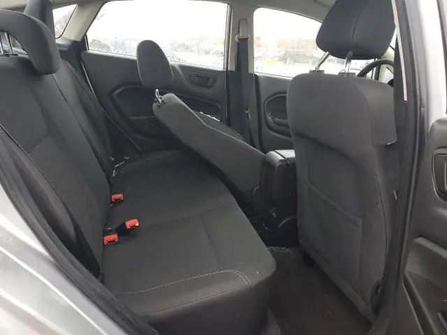2017 FORD FIESTA SE  