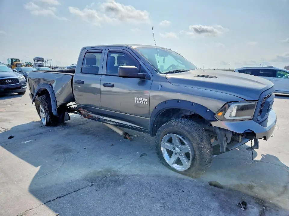 2013 RAM 1500 ST  