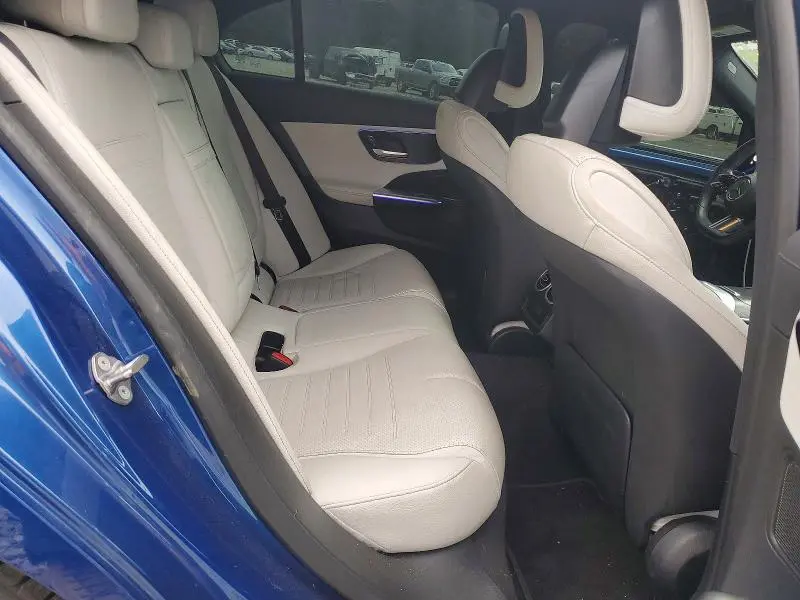2022 MERCEDES-BENZ C 300  