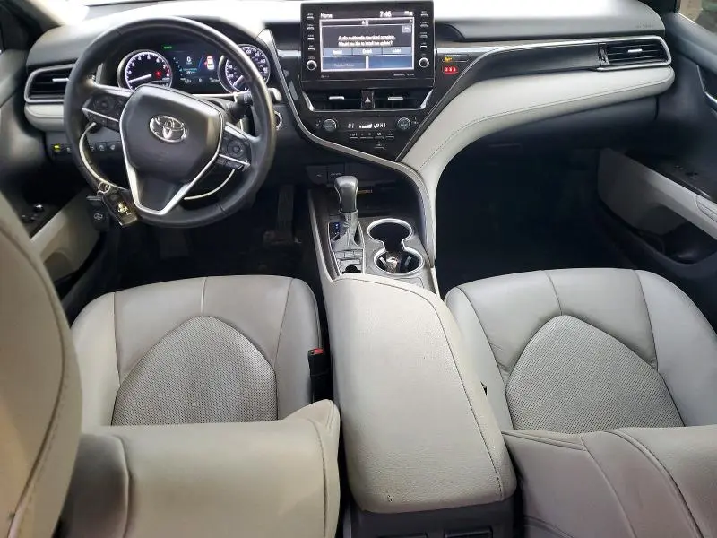 2023 TOYOTA CAMRY XLE  