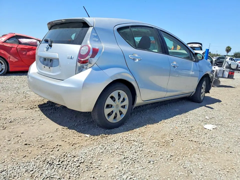 2014 TOYOTA PRIUS C TWO  