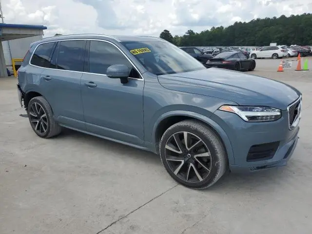 2020 VOLVO XC90 T6 MOMENTUM  