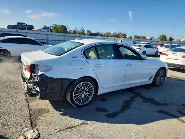 2018 BMW 530E   