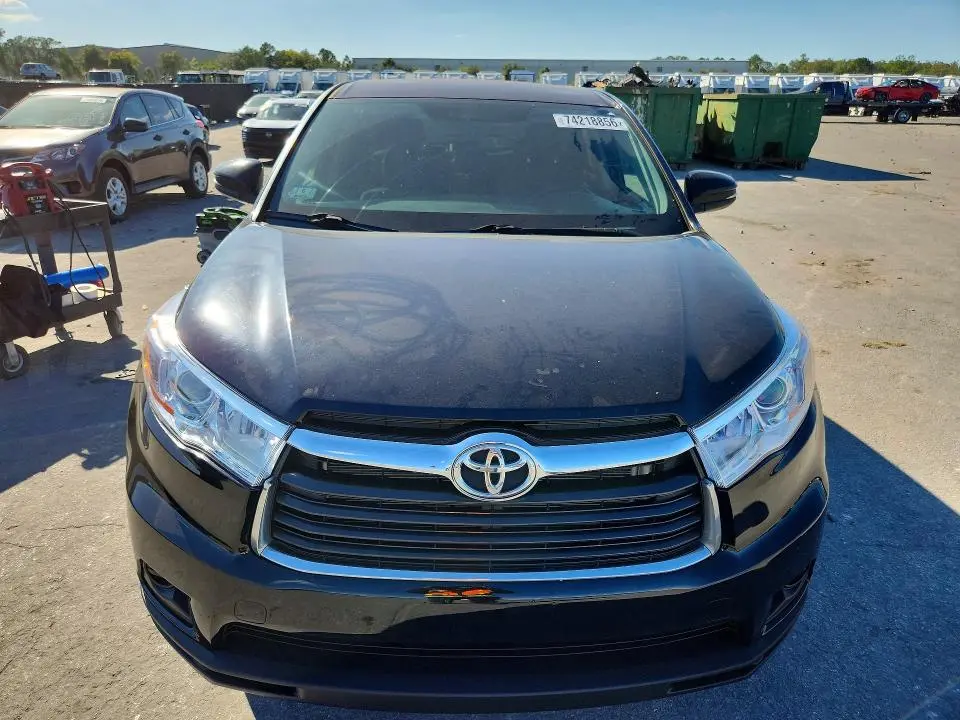 2014 TOYOTA HIGHLANDER LE  