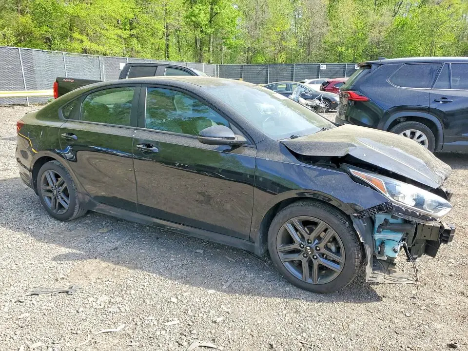 2021 KIA FORTE GT LINE  