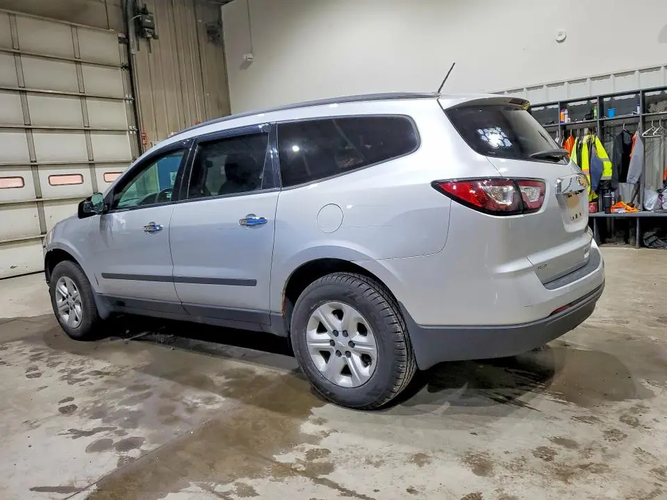2013 CHEVROLET TRAVERSE LS  