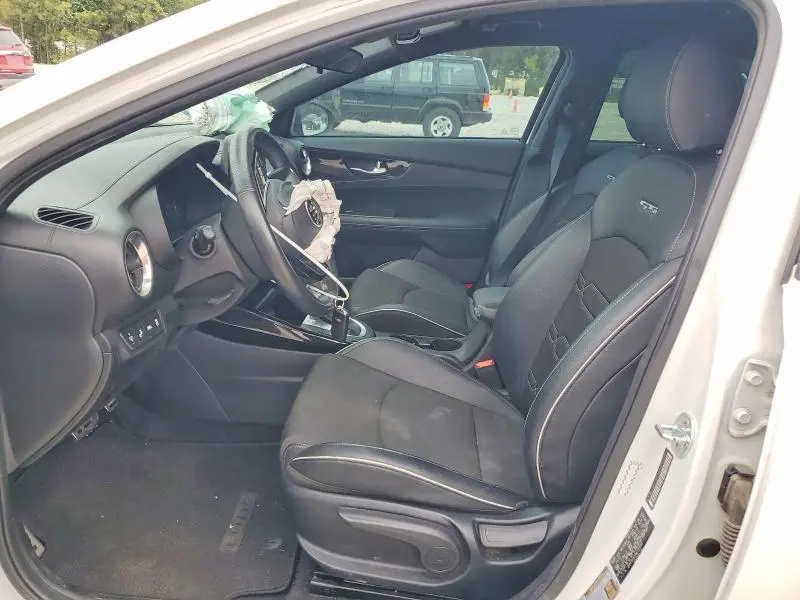 2021 KIA FORTE GT LINE  