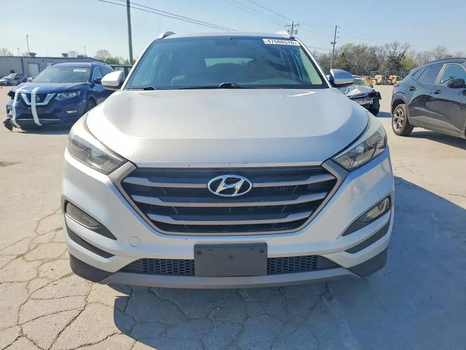 2016 HYUNDAI TUCSON SPORT  