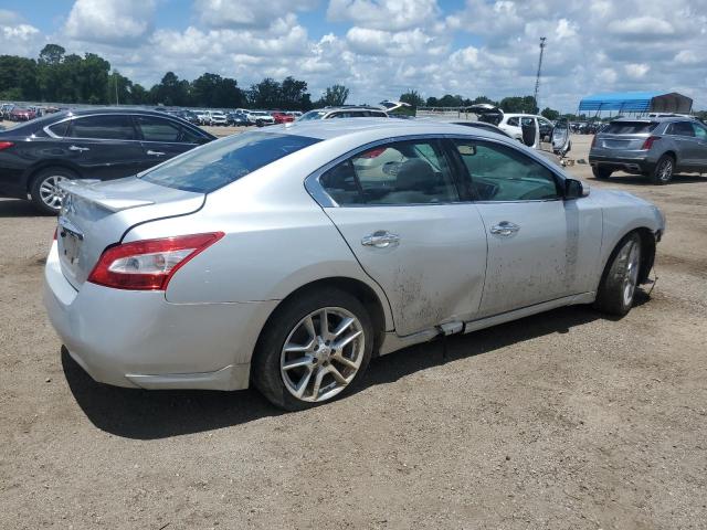 2010 NISSAN MAXIMA S