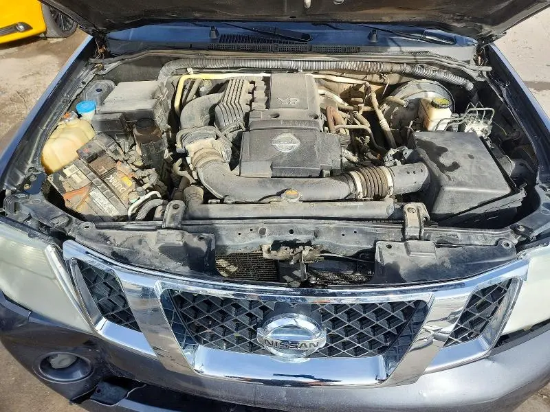 2012 NISSAN PATHFINDER S  