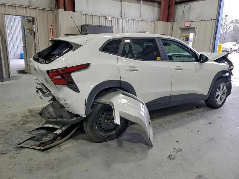 2025 CHEVROLET TRAX LS  