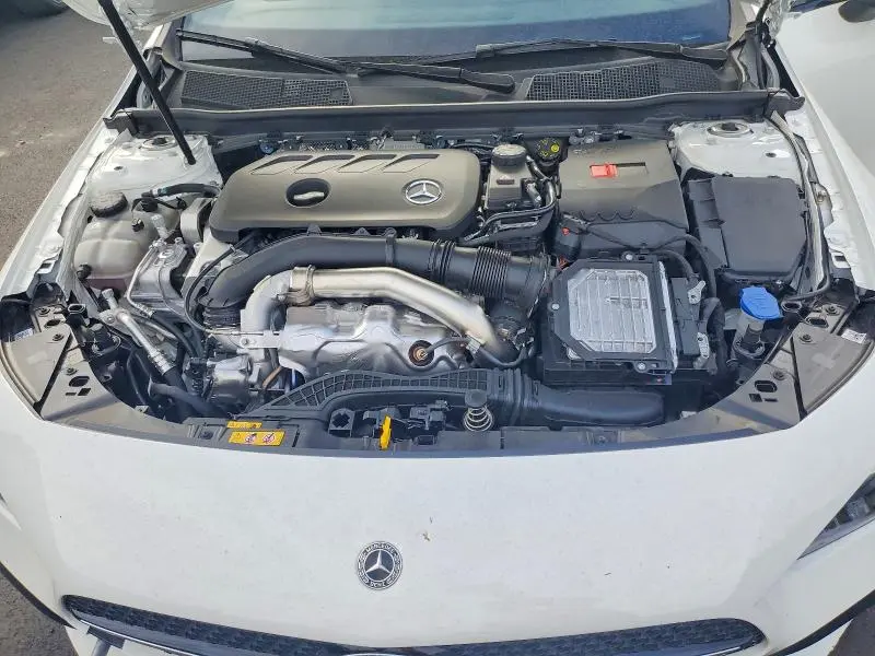 2026 MERCEDES-BENZ CLA 250 4MATIC  