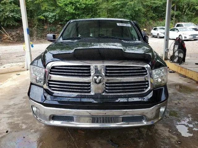 2015 RAM 1500 SLT