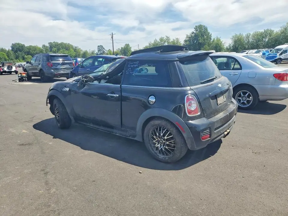 2012 MINI COOPER S  
