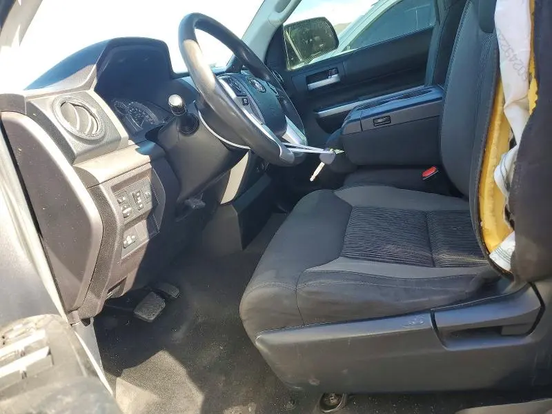 2015 TOYOTA TUNDRA SR5  