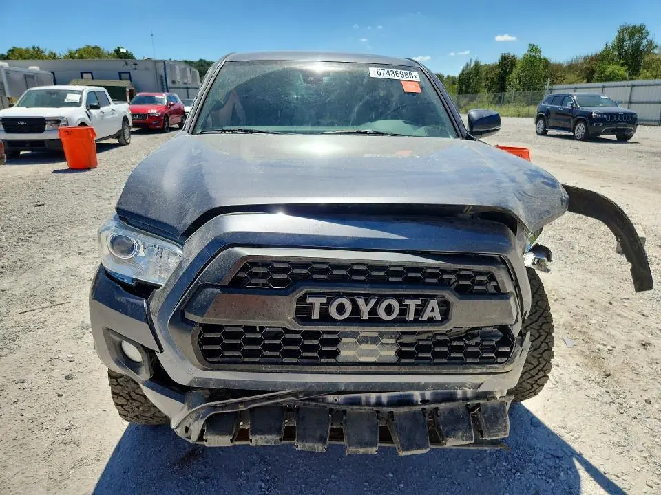 2022 TOYOTA TACOMA SR5 V6  