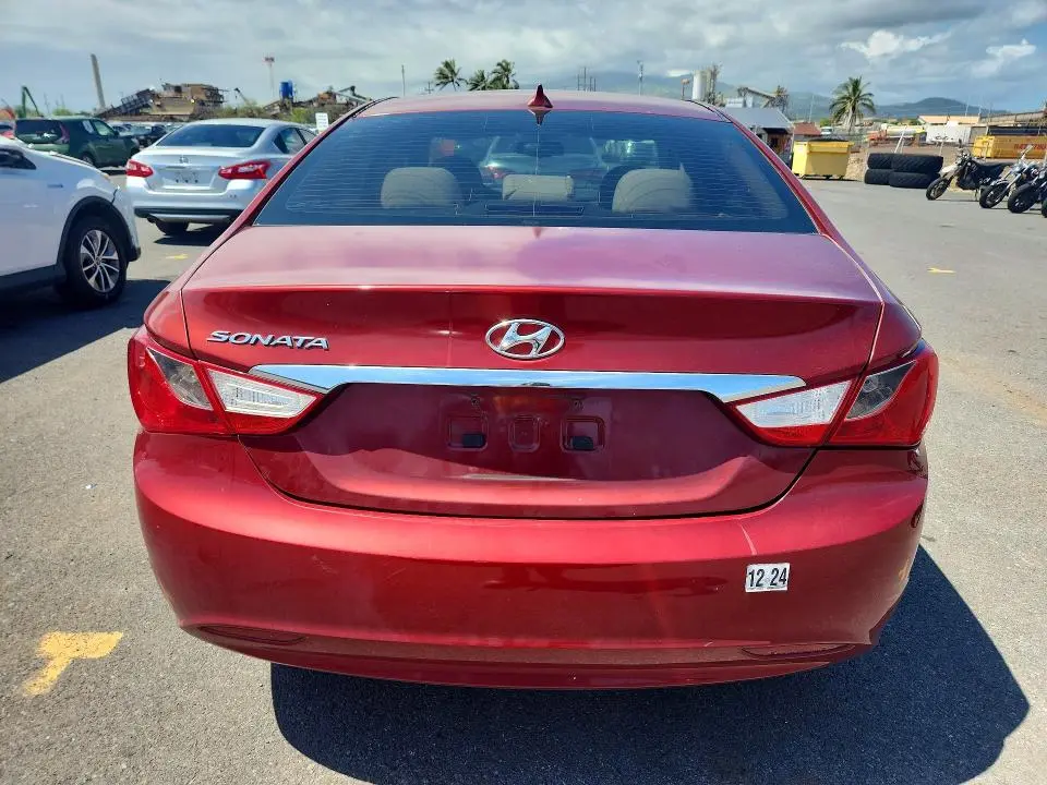 2013 HYUNDAI SONATA GLS  