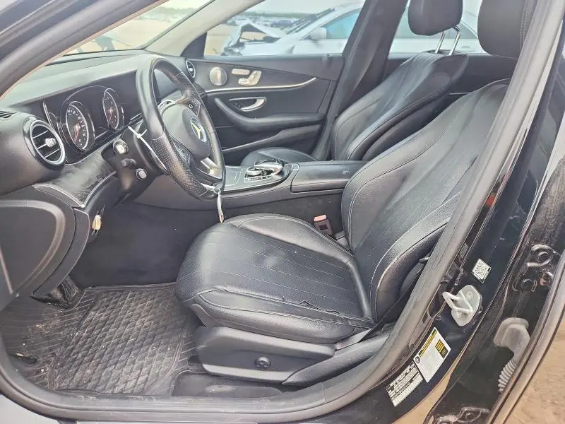 2018 MERCEDES-BENZ E 300  