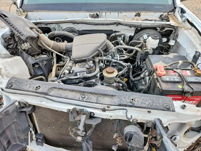 2020 TOYOTA TACOMA SR  