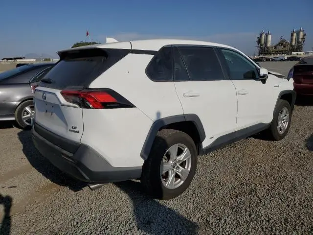 2020 TOYOTA RAV4 LE  