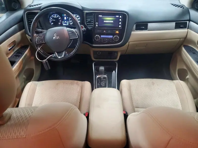 2017 MITSUBISHI OUTLANDER SE/SEL  