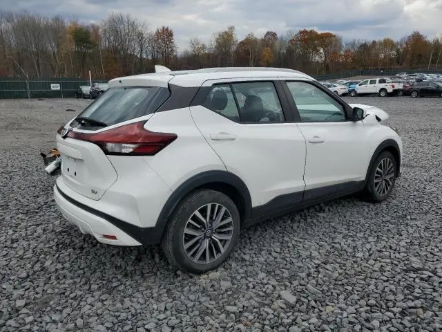 2021 NISSAN KICKS SV  