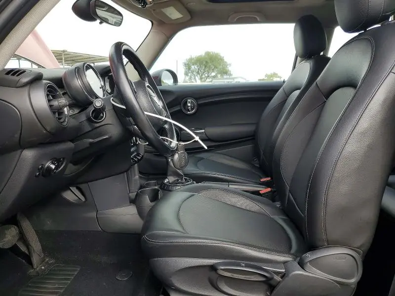 2014 MINI COOPER   