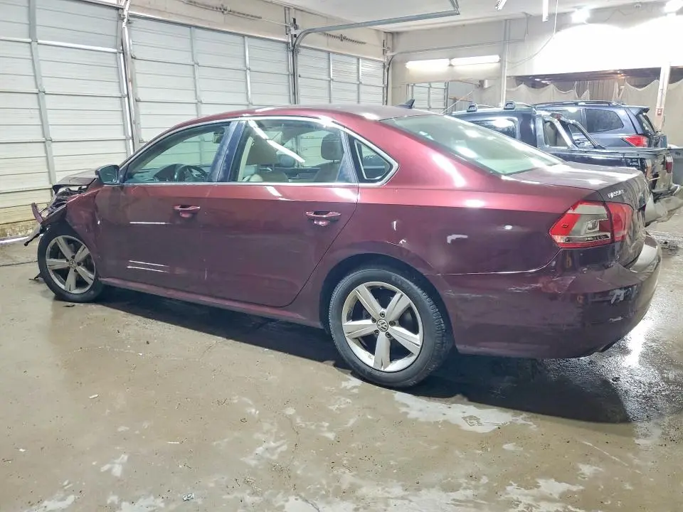 2014 VOLKSWAGEN PASSAT SE  