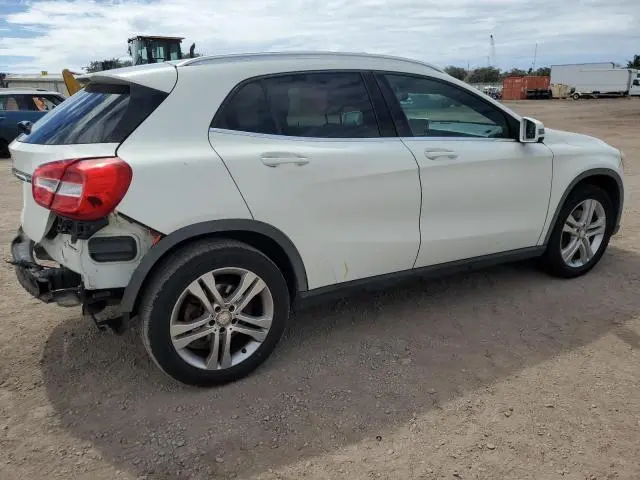2016 MERCEDES-BENZ GLA 250