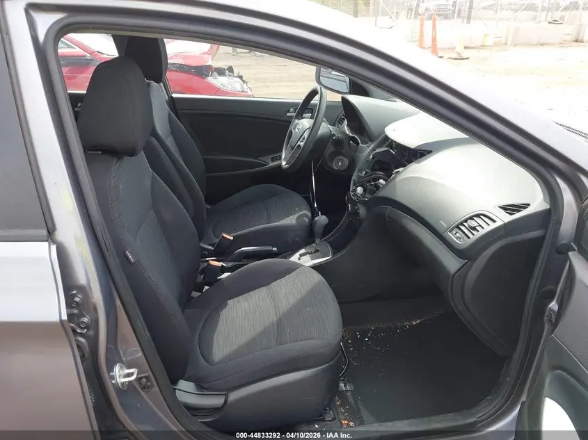 2015 HYUNDAI ACCENT GS