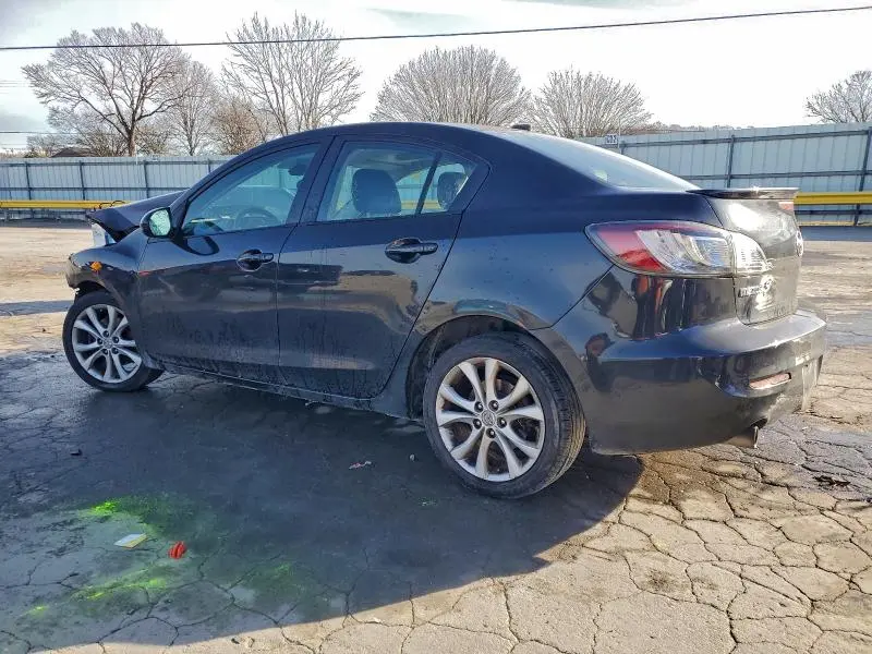 2011 MAZDA 3 S  