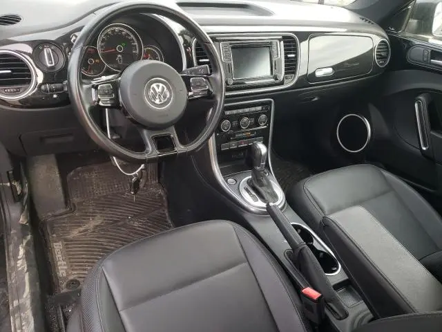 2017 VOLKSWAGEN BEETLE SE  