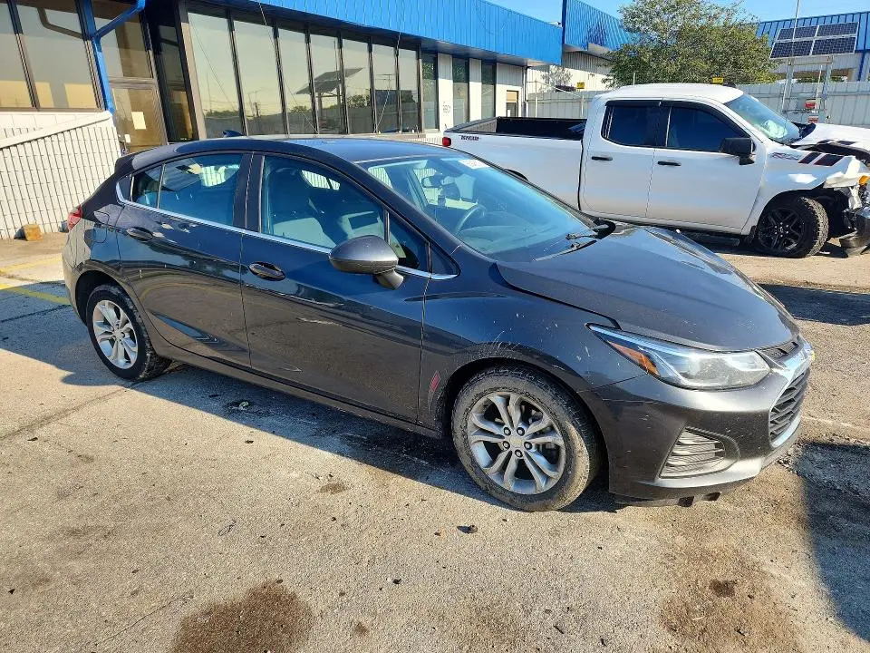 2019 CHEVROLET CRUZE LT  