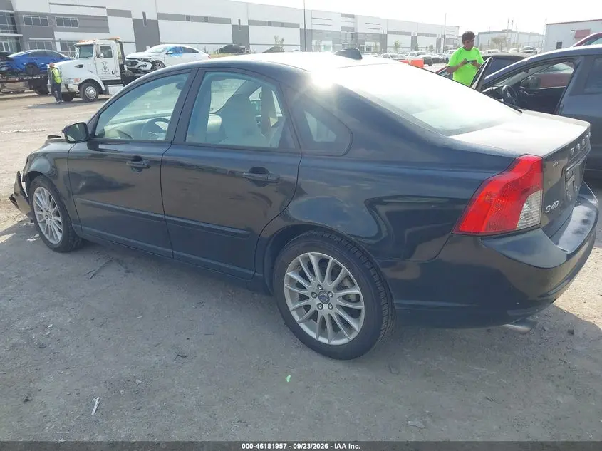 2011 VOLVO S40 T5