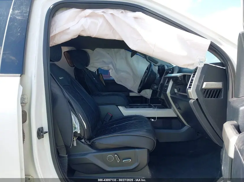 2017 FORD F-250 LARIAT