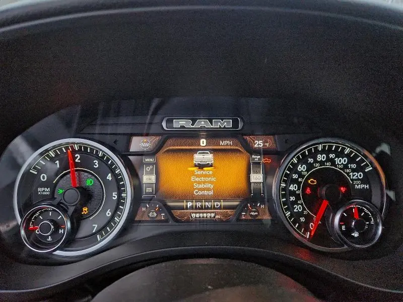 2023 RAM 1500 BIG HORN/LONE STAR  