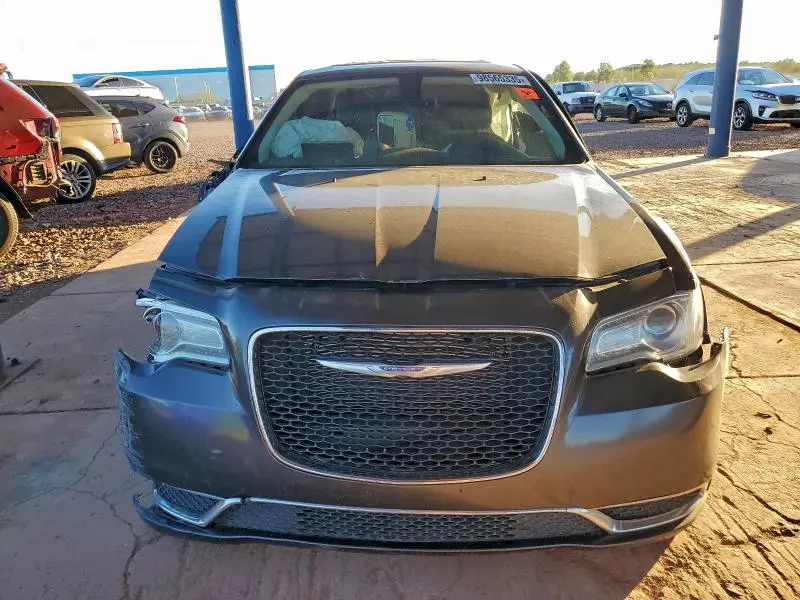2016 CHRYSLER 300 LIMITED  