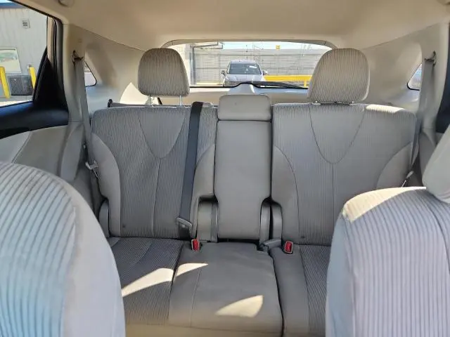 2015 TOYOTA VENZA LE  
