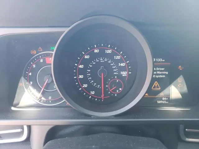 2021 HYUNDAI ELANTRA SE  