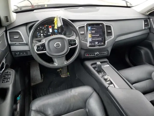 2020 VOLVO XC90 T8 MOMENTUM  