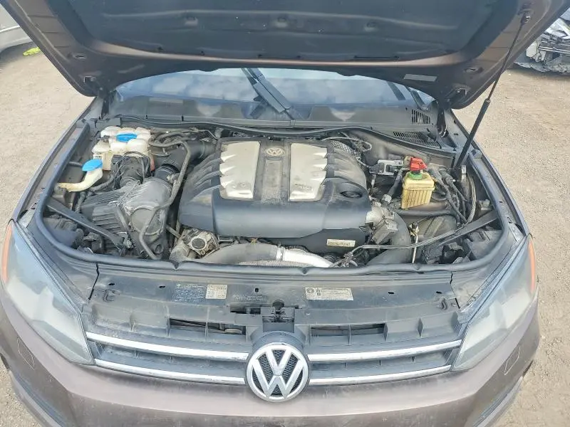 2011 VOLKSWAGEN TOUAREG V6 TDI  
